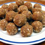 Delicious Peanut Butter Balls: Easy No-Bake Snack Recipe