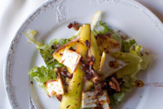 Crunchy Pear & Walnut Salad: A Perfect Flavor Harmony