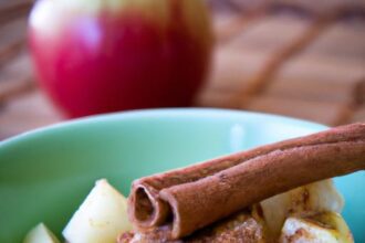 Wake Up to Warmth: Apple Cinnamon Overnight Oats Recipe