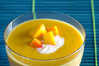 Chilled Mango Soup: Tropical Bliss with Creamy Coconut Milk