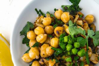 Zesty Garlic Lemon Cauliflower & Chickpeas: A Flavor Boost