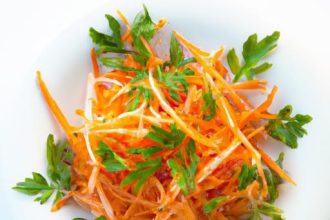 Crunchy Carrot Salad: A Refreshing Twist on a Classic